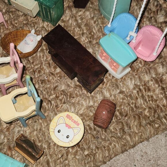 50 Piece Miniature Toy Furniture Plastic Wood Assorted Lot - Picture 12 of 14